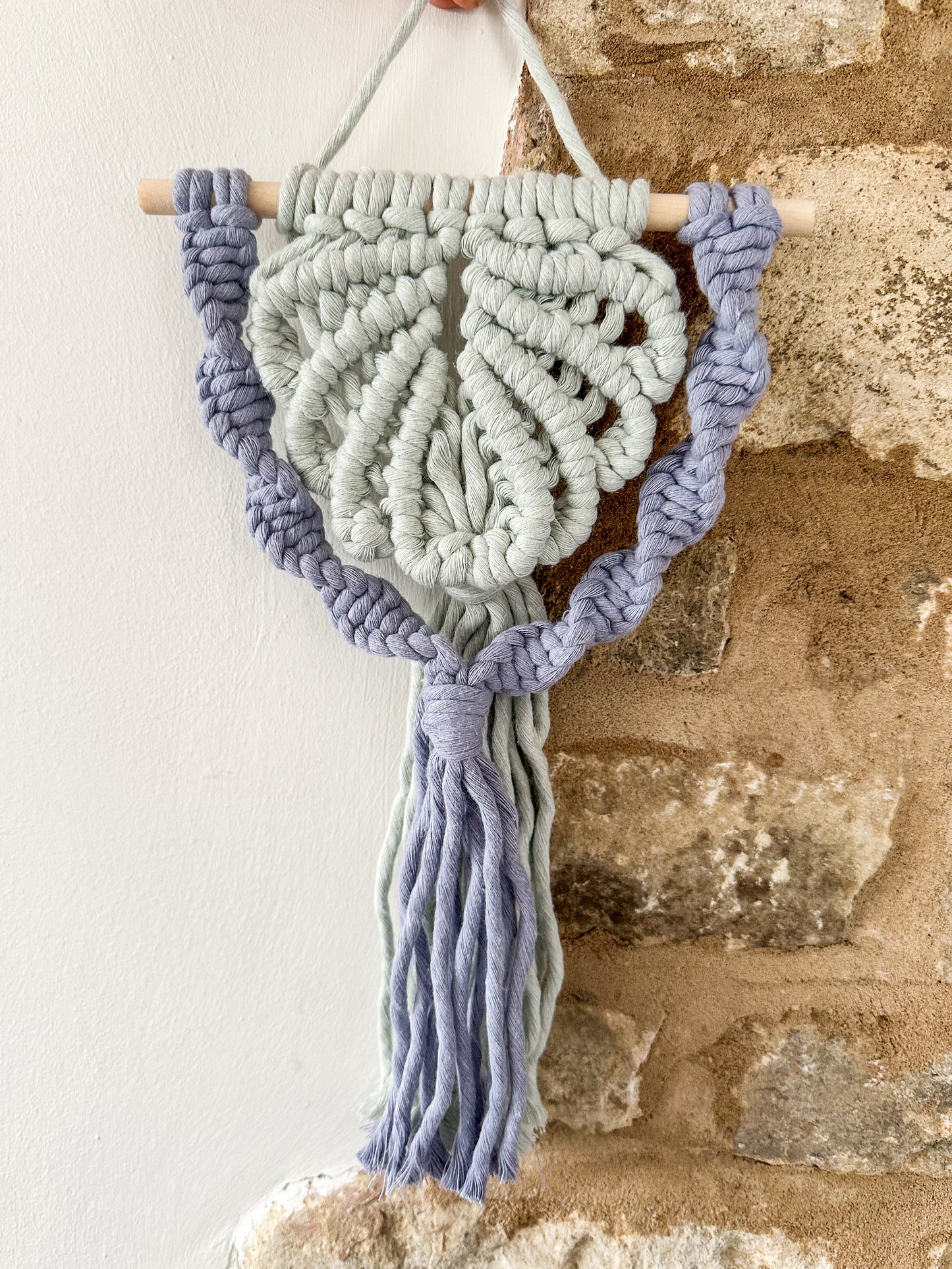 Macrame scallop shell wall hanging