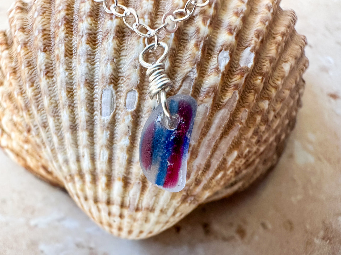 Sterling silver bracelet with Seaham multi sea glass charm – 19cm