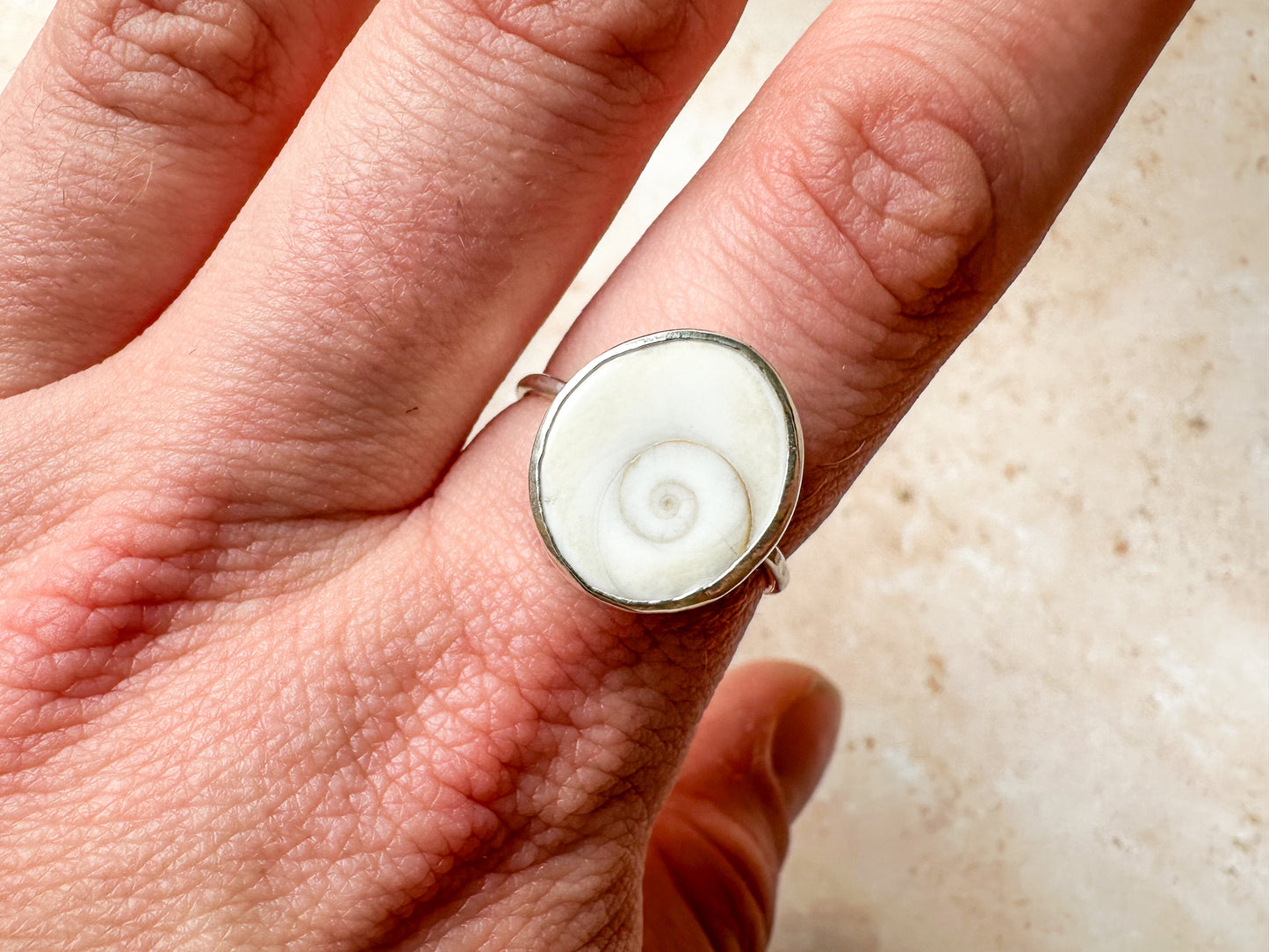 Shiva eye sea shell ring, size R 1/2