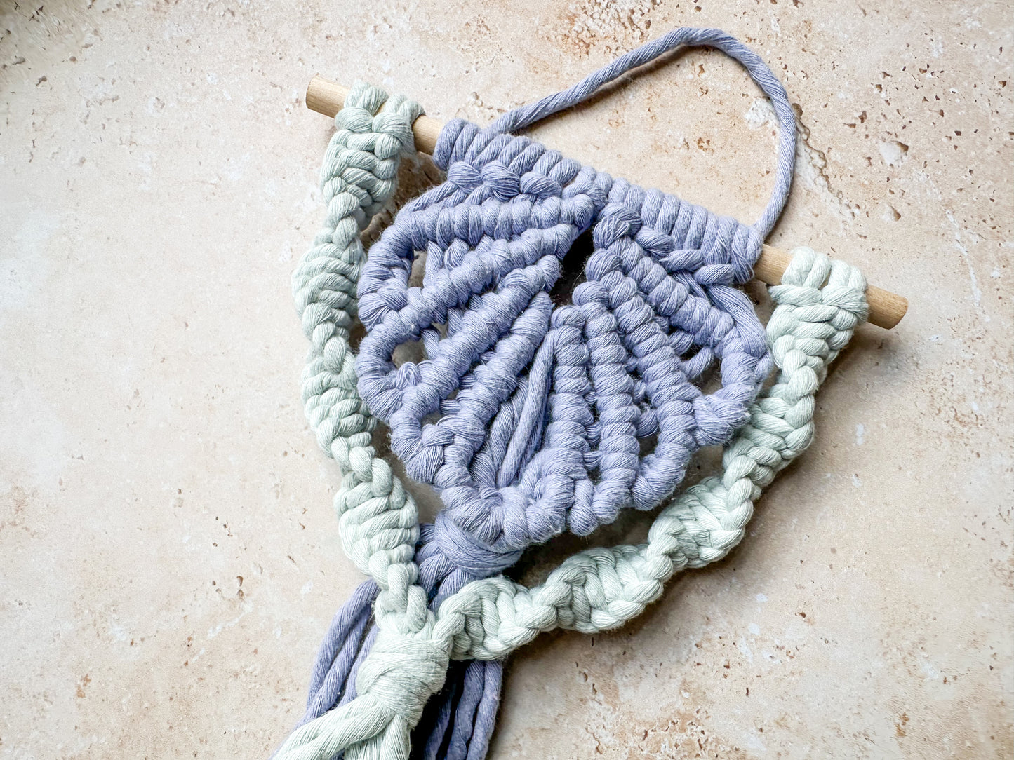 Macrame scallop shell wall hanging