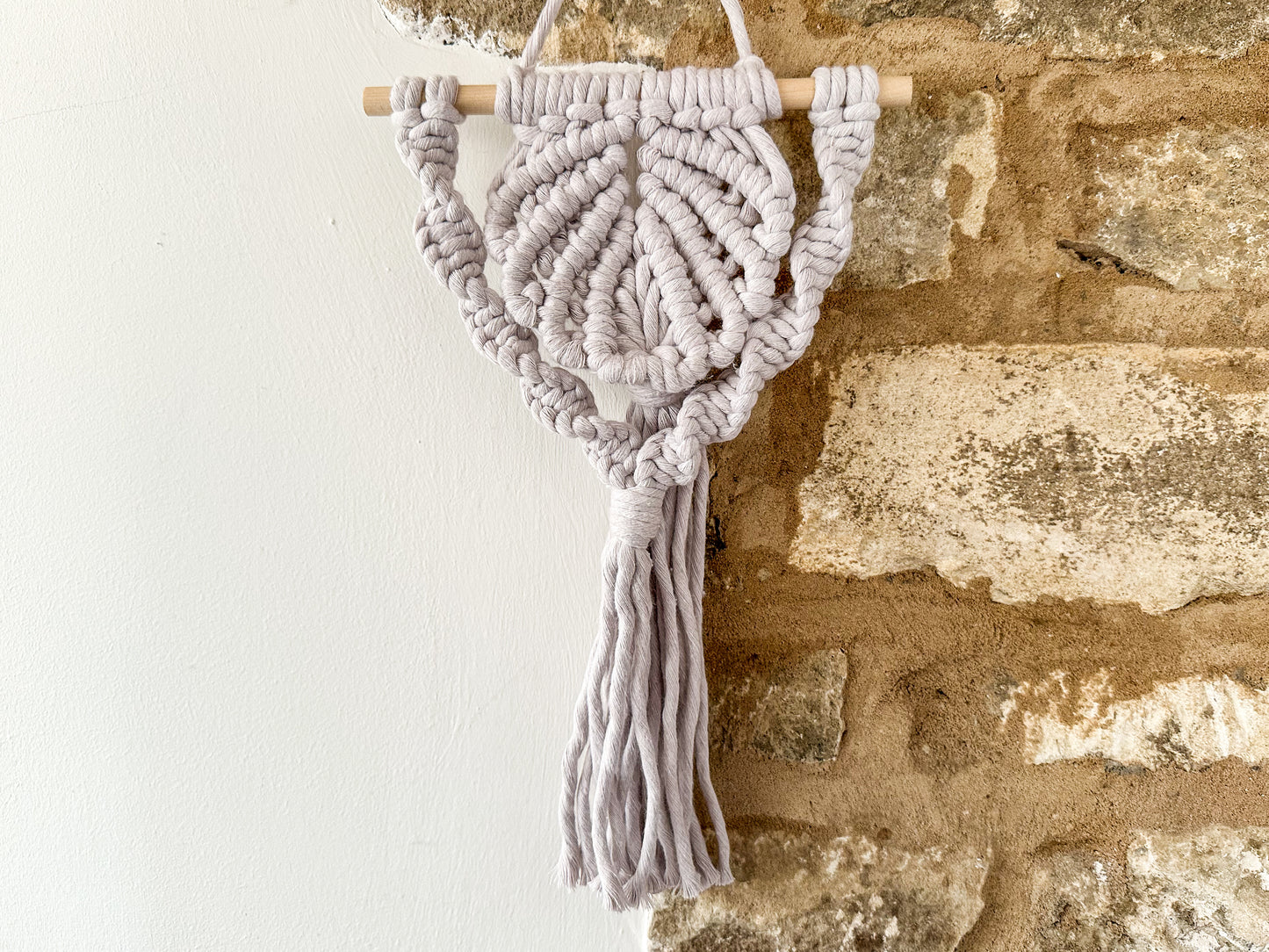 Macrame scallop shell wall hanging