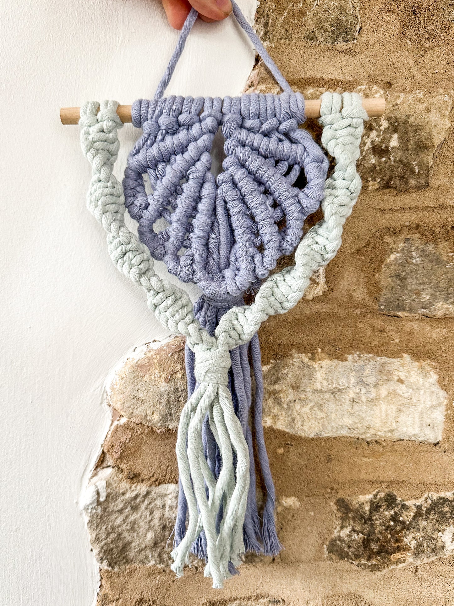 Macrame scallop shell wall hanging