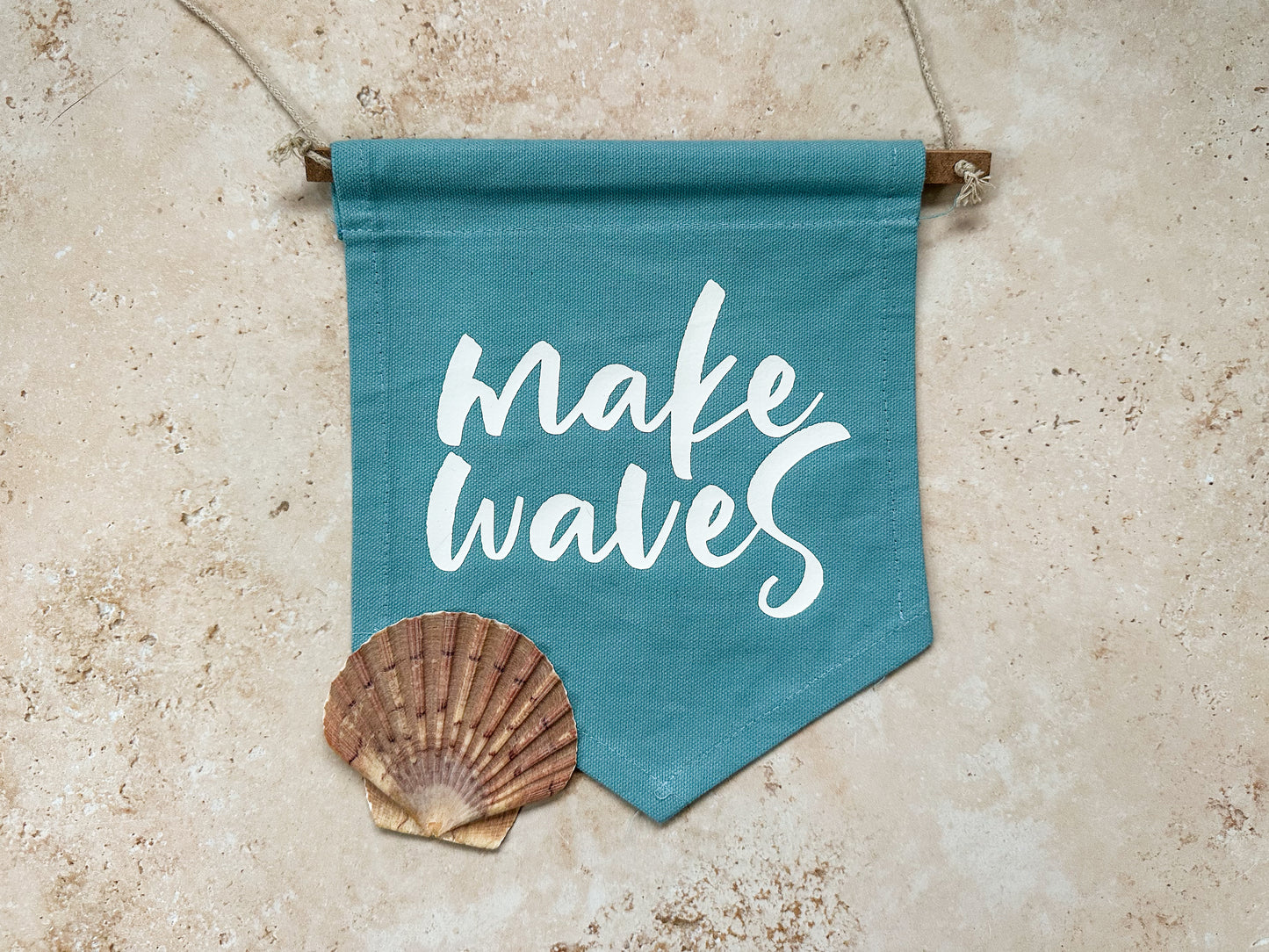 Make waves canvas banner