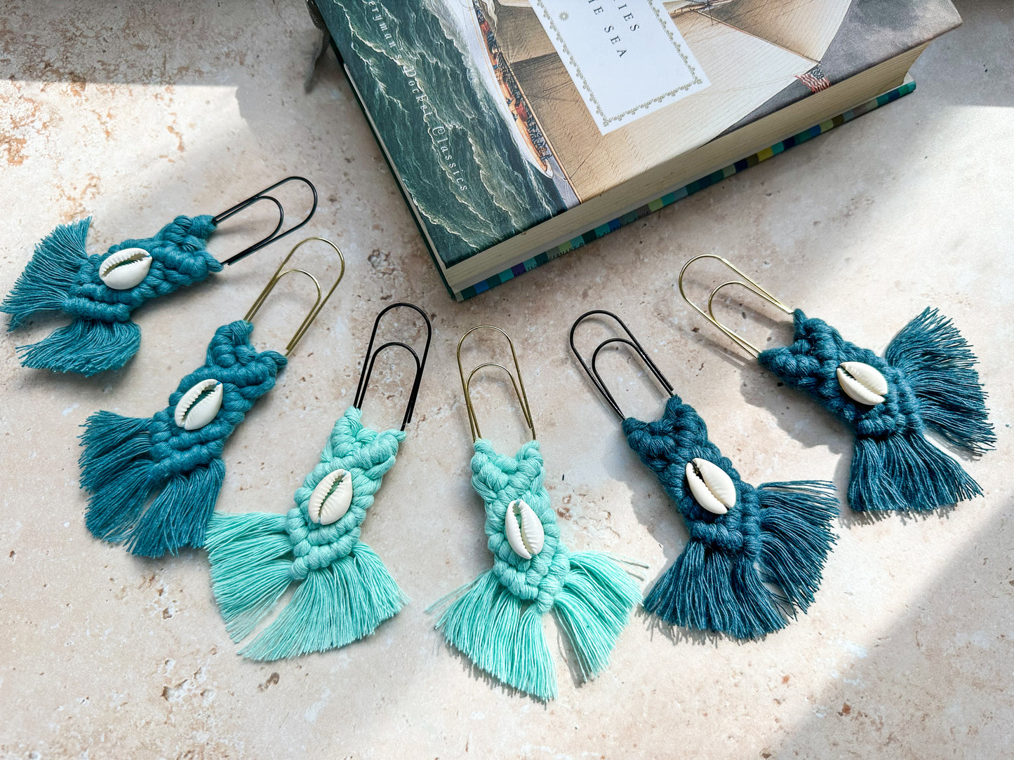 Macrame sea shell bookmark