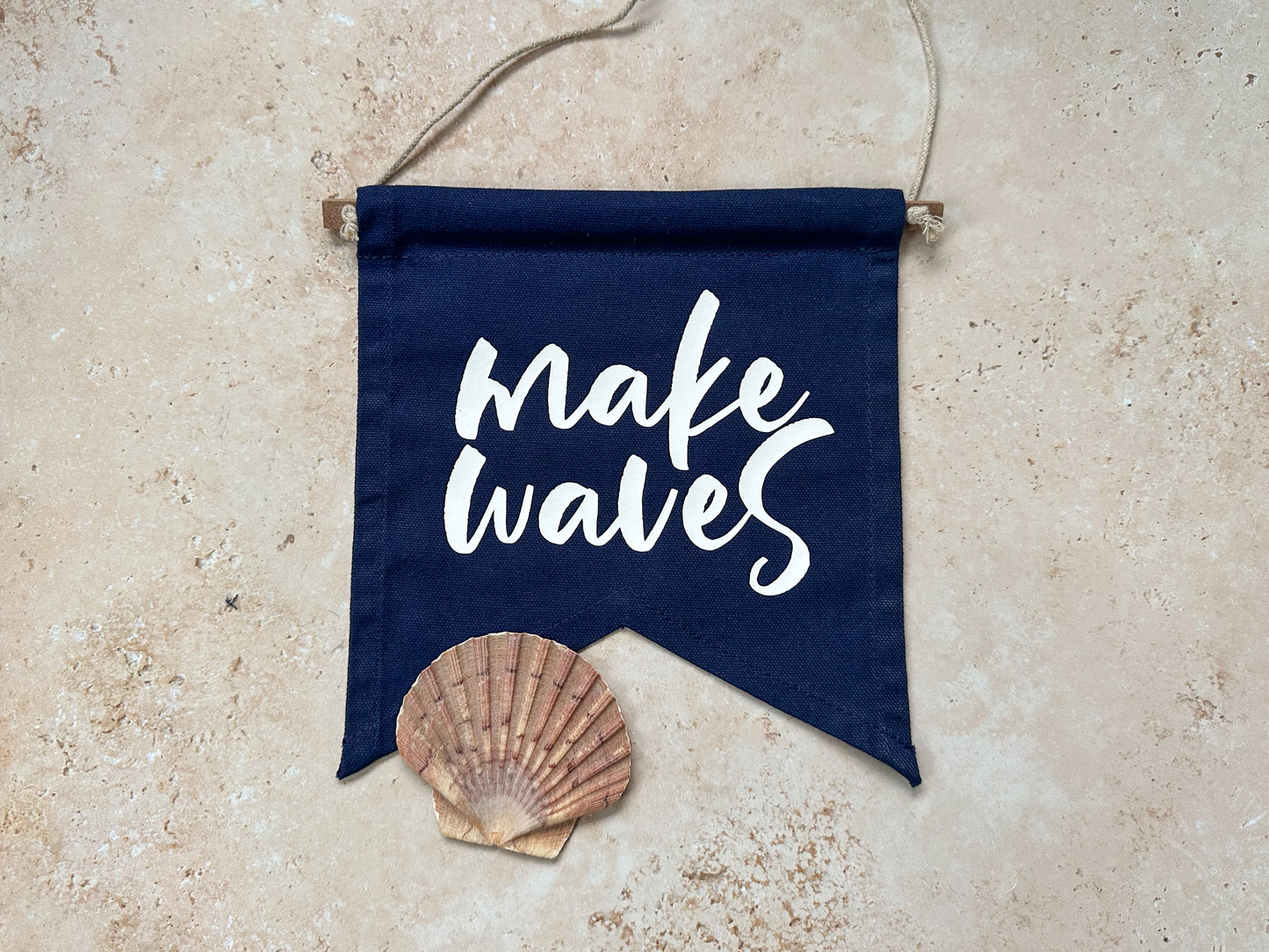 Make waves canvas banner