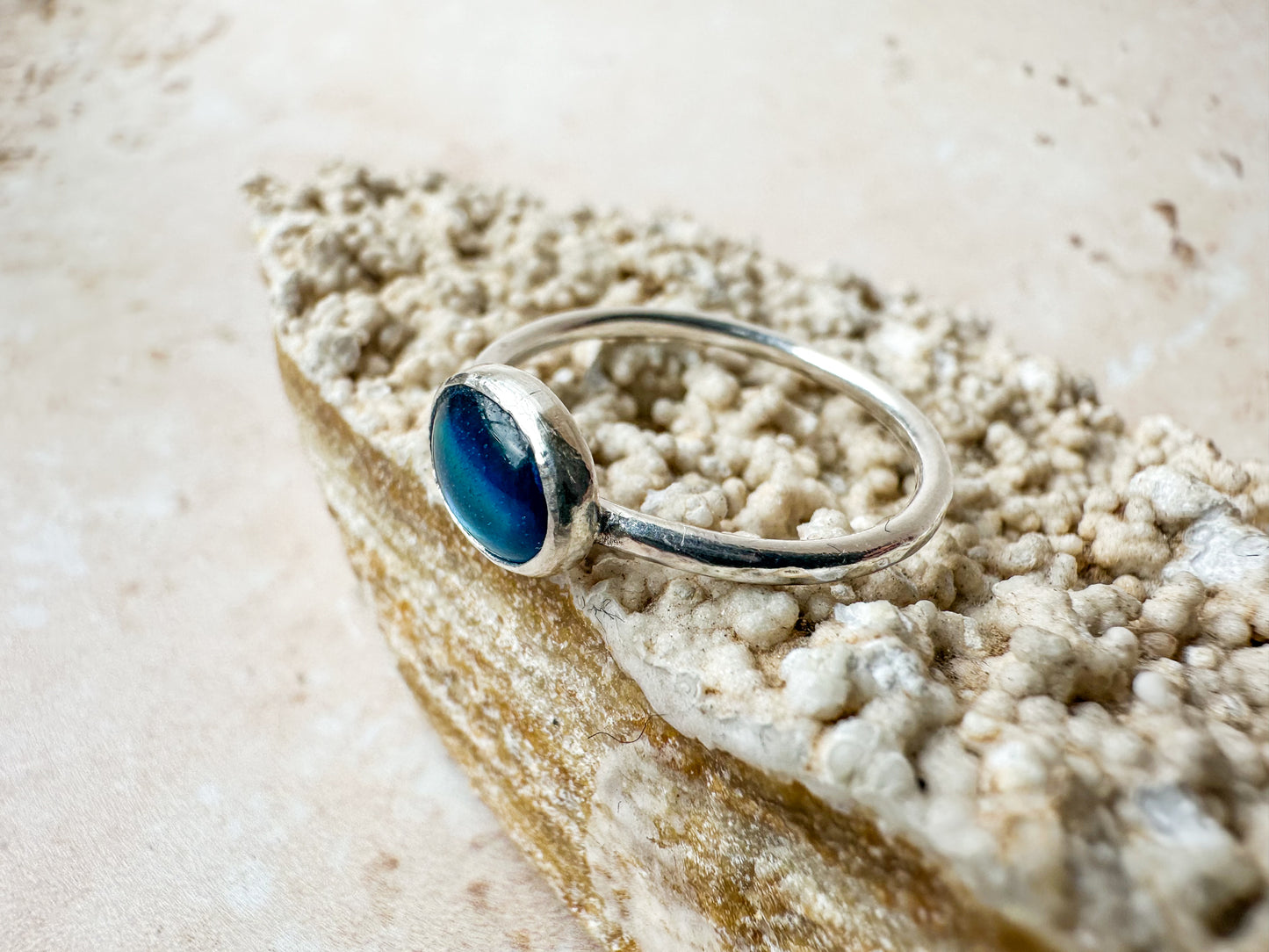 Abalone shell ring, size M 1/2