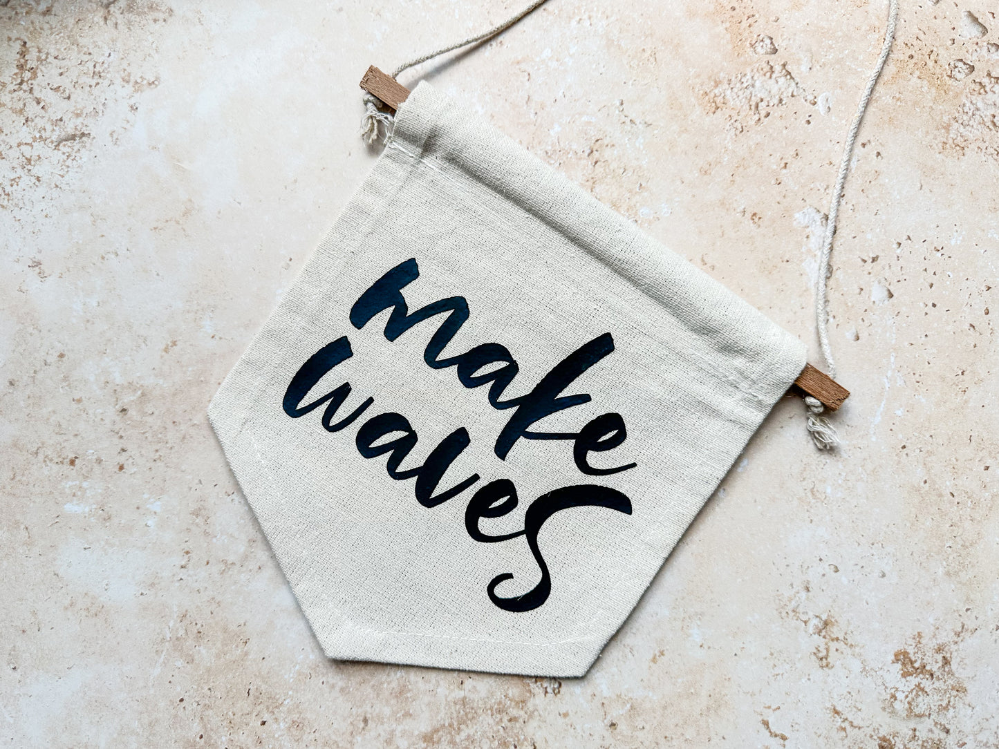 Make waves canvas banner