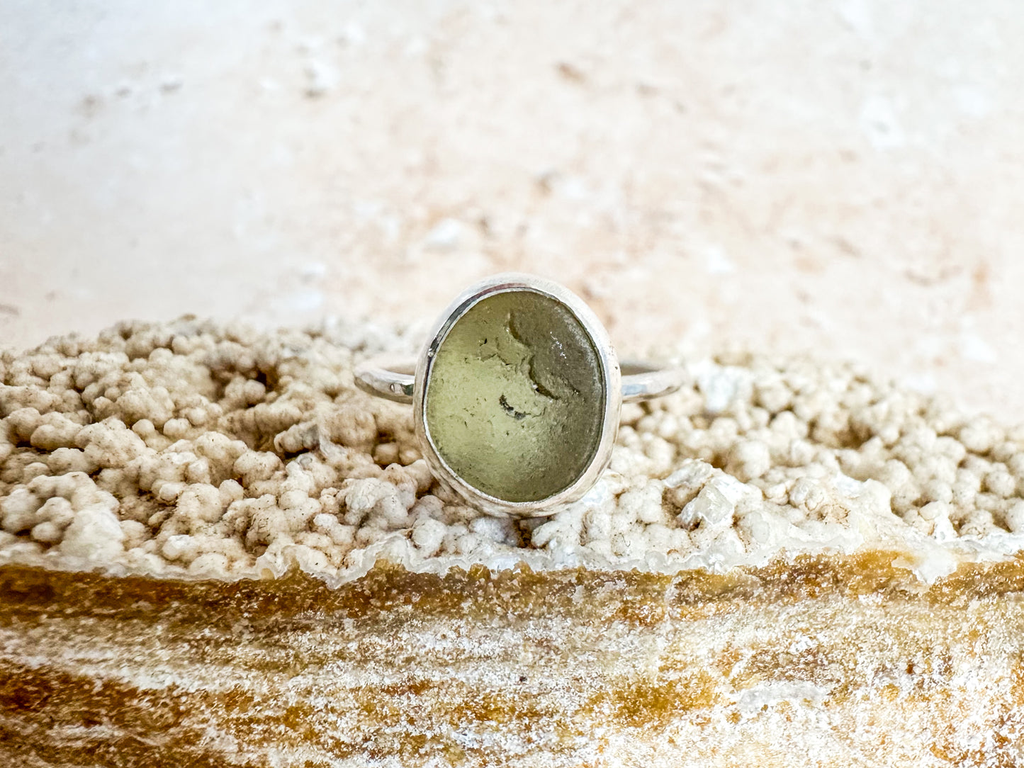 Pale yellow Seaham sea glass and sterling silver ring, size N